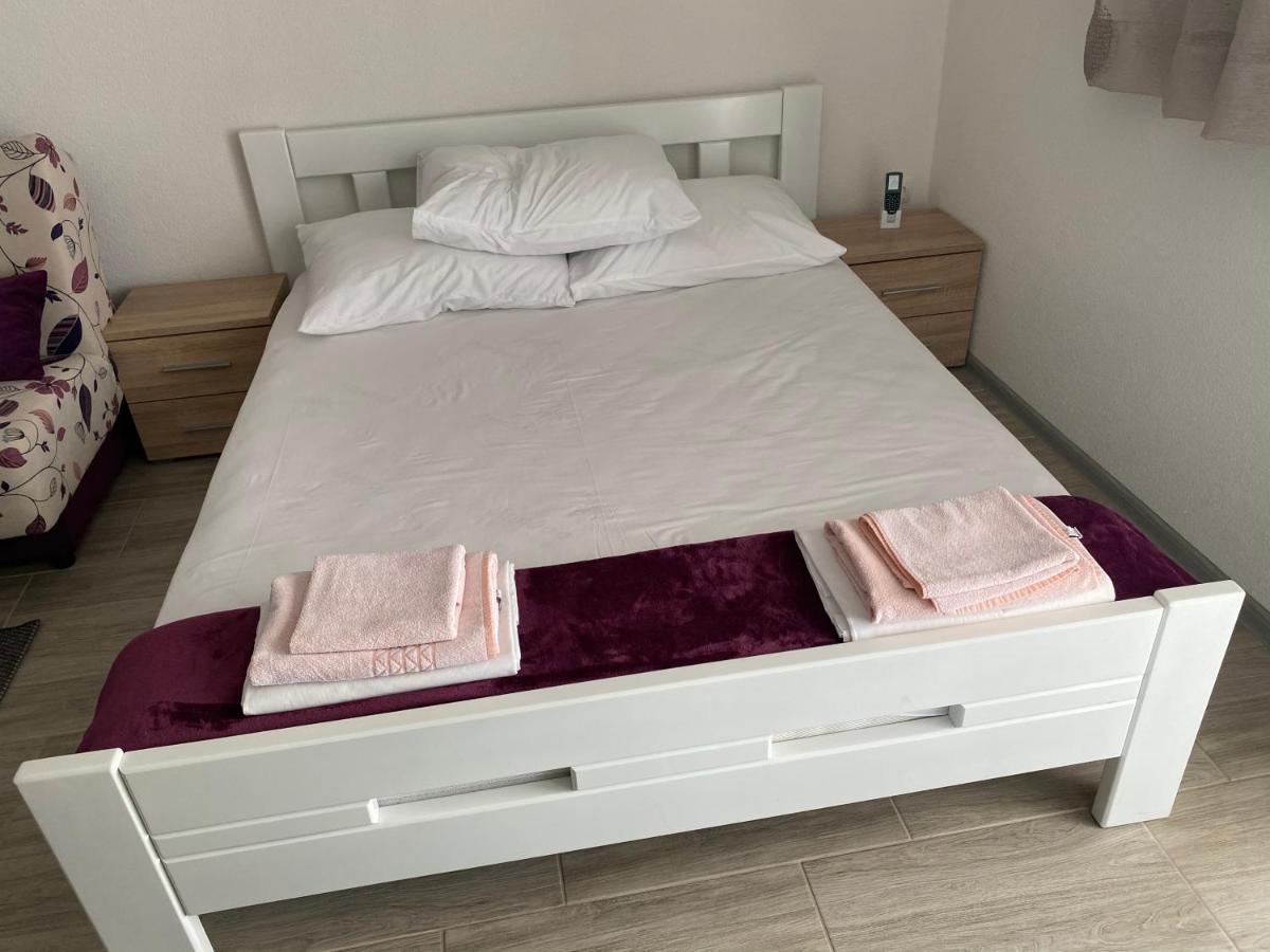 Apartmani Anita ستاريغغاد باكلينتسا المظهر الخارجي الصورة